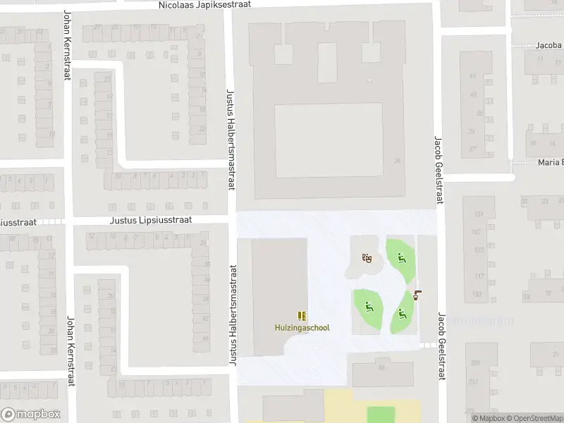 Ambulance met grote spoed naar de Petrus Blokhof in Amsterdam