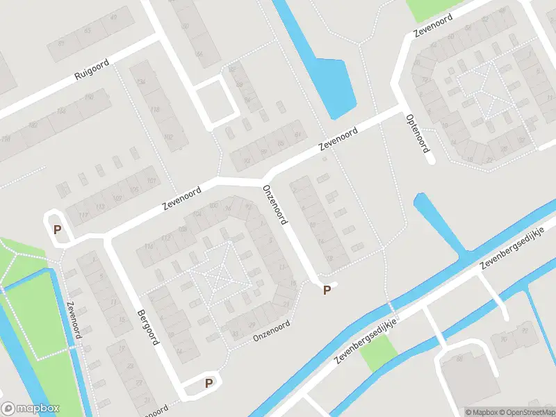 Ambulance met grote spoed naar de Onzenoord in Rotterdam