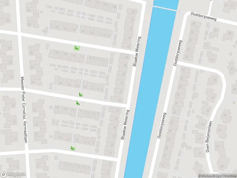 Ambulance met gepaste spoed naar de Blaakse Wetering in Poortugaal