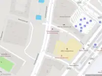 Ambulance met gepaste spoed naar de Elzenhagensingel in Amsterdam