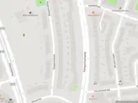 Ambulance met grote spoed naar de Elzenstraat in Amsterdam