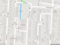 Ambulance met grote spoed naar de Koninginneweg in Lekkerkerk