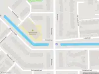 Ambulance met grote spoed naar de Rivierlaan in Spijkenisse