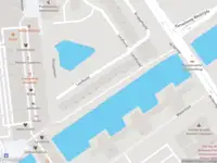 Ambulance met grote spoed naar de Landhoofd in Hellevoetsluis