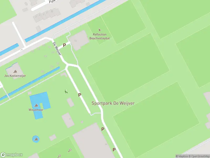 Ambulance met grote spoed naar de De Weijver in Hoogwoud