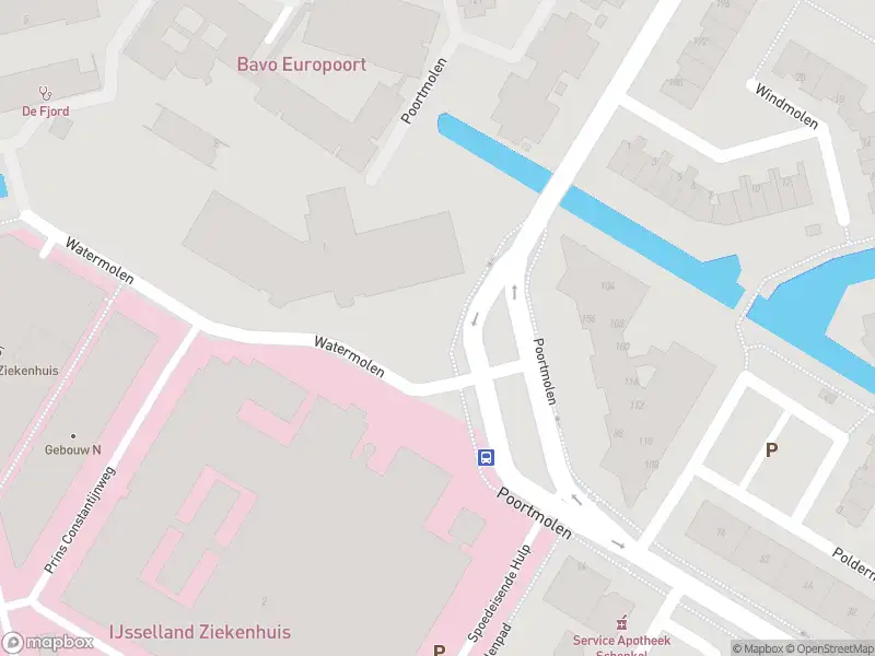 Ambulance met grote spoed naar de Poortmolen in Capelle aan den IJssel