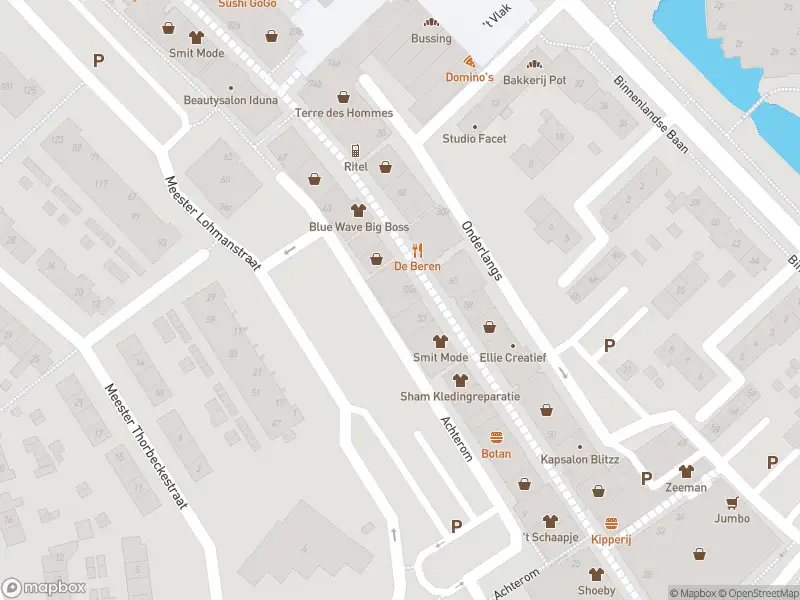 Ambulance met grote spoed naar de Middenbaan in Barendrecht