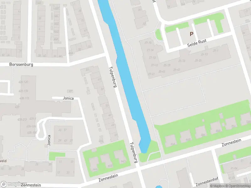 Ambulance met grote spoed naar de Bevelandselaan in Amstelveen