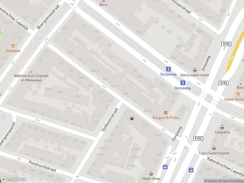 Ambulance met grote spoed naar de Katendrechtse Lagedijk in Rotterdam