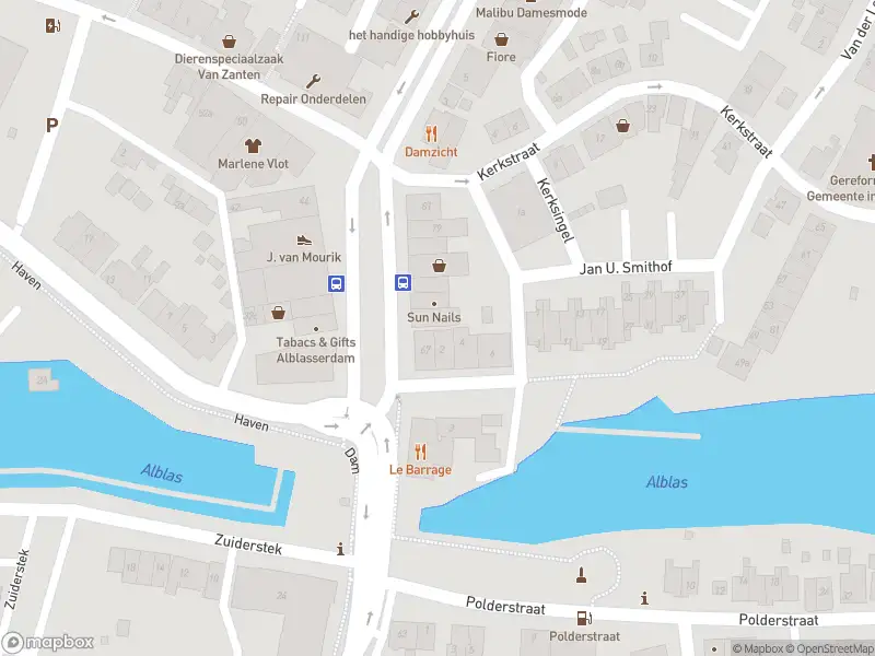 Ambulance met gepaste spoed naar de Kerksingel in Alblasserdam