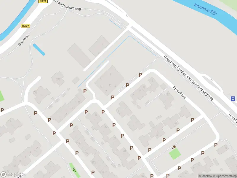 Brandweer met gepaste spoed naar de Frontinus in Wijk bij Duurstede vanwege een liftopsluiting