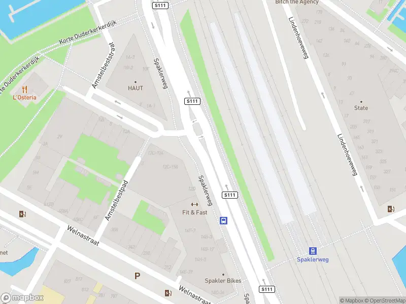 Brandweer met gepaste spoed naar de Spaklerweg in Amsterdam vanwege een liftopsluiting