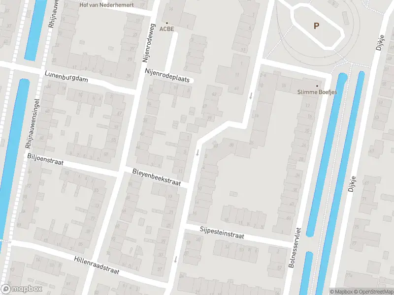 Ambulance met gepaste spoed naar de Goedenraadweg in Rotterdam