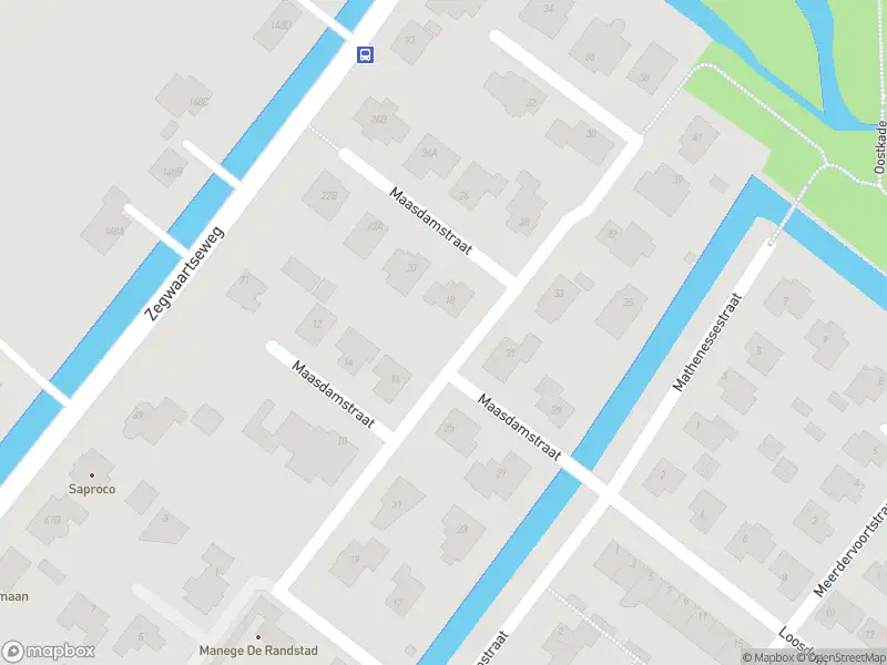 Ambulance met grote spoed naar de Maasdamstraat in Zoetermeer