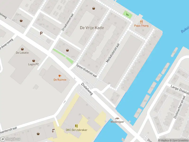 Ambulance met gepaste spoed naar de Speerdistelstraat in Amsterdam