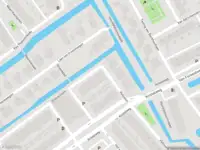 Ambulance met gepaste spoed naar de Groene Zoom in Delft