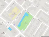 Ambulance met grote spoed naar de Willem de Zwijgerstraat in Bodegraven