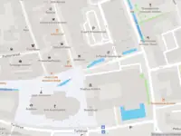 Politie naar de Beekstraat in Arnhem