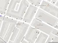 Ambulance met grote spoed naar de Vondelstraat in Vlaardingen