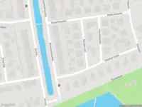 Politie met grote spoed naar de Blauwtjes in Breda vanwege letsel