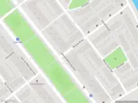 Ambulance met grote spoed naar de Reykjavikweg in 's-Gravenhage