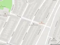 Ambulance met gepaste spoed naar de Boelstraat in Rotterdam