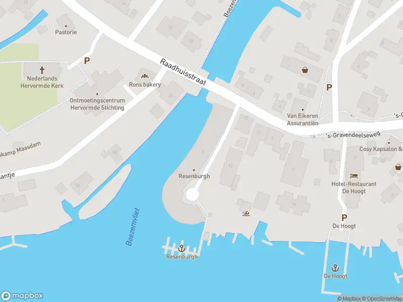 Ambulance met grote spoed naar de Resenburgh in Maasdam