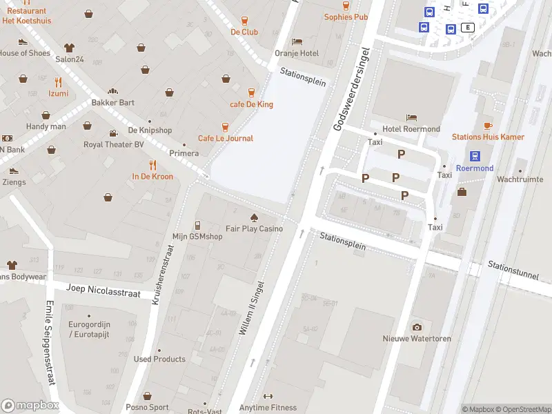 Politie met gepaste spoed naar de Stationsplein in Roermond