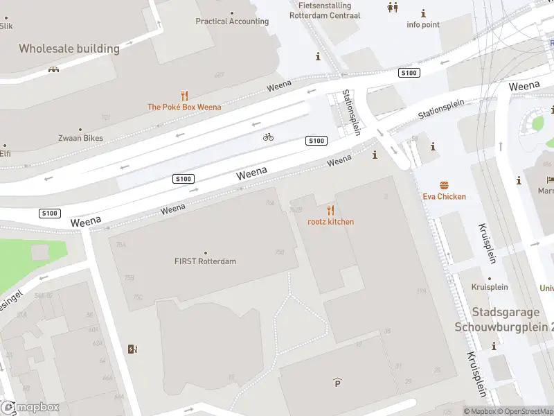 Ambulance met grote spoed naar de Weena in Rotterdam