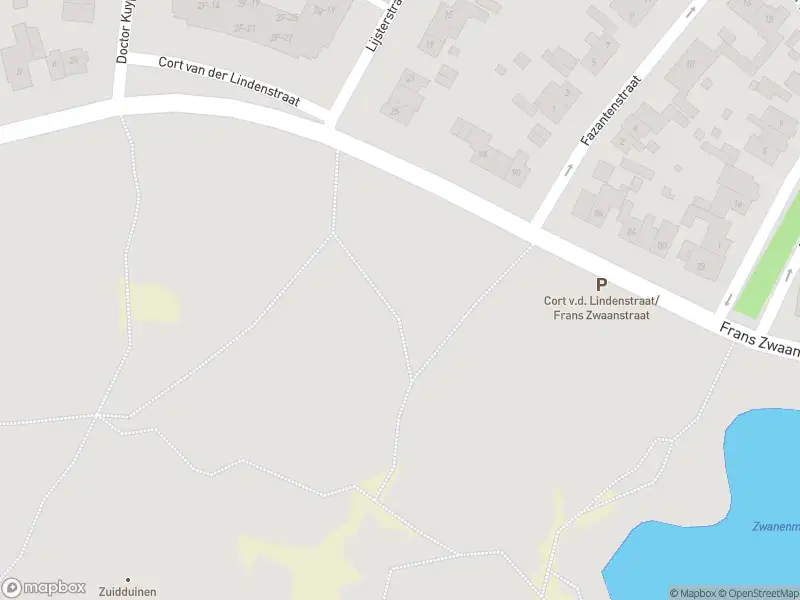 Ambulance met grote spoed naar de Dr. C A Gerkestraat in Zandvoort