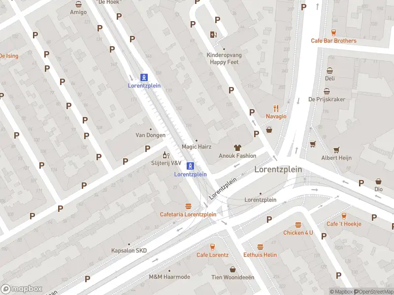 Ambulance met grote spoed naar de Piet Paaltjensstraat in 's-Gravenhage