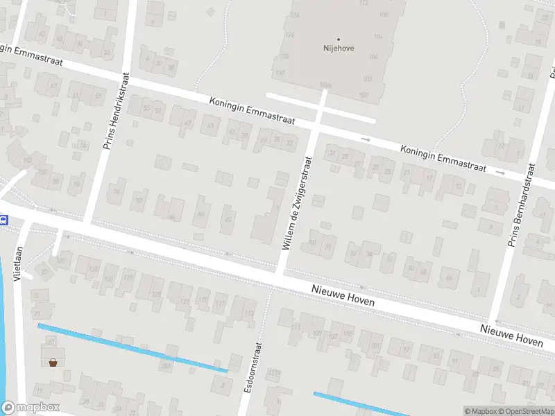 Ambulance met grote spoed naar de Nieuwe Hoven in Gorinchem