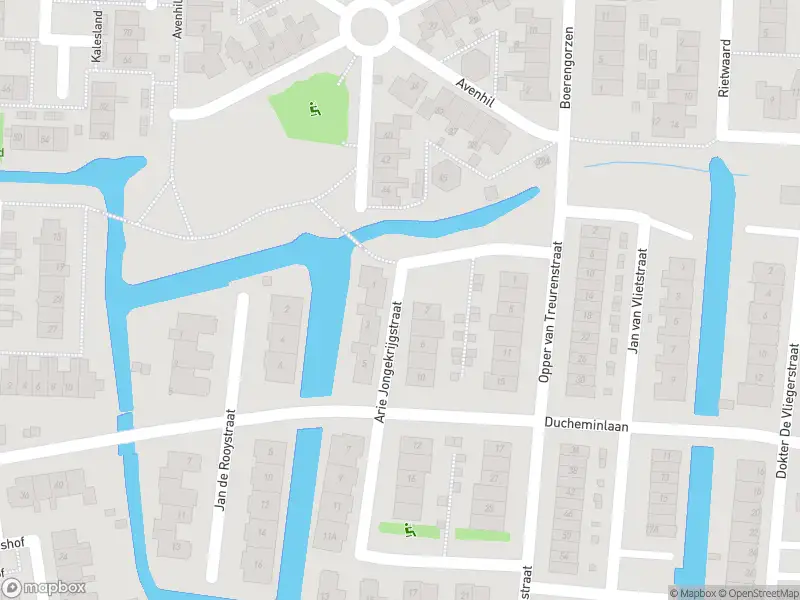 Ambulance met gepaste spoed naar de Arie Jongekrijgstraat in Heinenoord