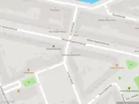 Brandweer met gepaste spoed naar de Coloniastraat in Rotterdam