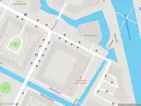 Ambulance met gepaste spoed naar de Genuahaven in Purmerend