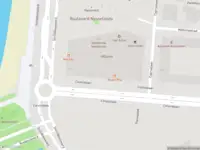 Ambulance met grote spoed naar de Corsicalaan in Rotterdam