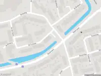 Ambulance met grote spoed naar de De Curaçao in Hellevoetsluis