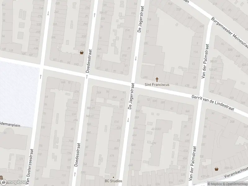 Ambulance met grote spoed naar de Gerrit van de Lindestraat in Rotterdam