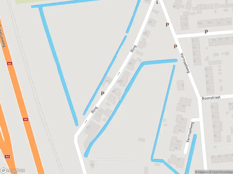 Ambulance met gepaste spoed naar de Ring in Pernis Rotterdam