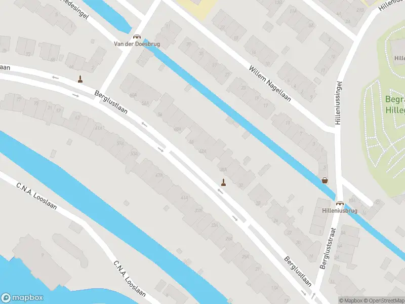 Ambulance met gepaste spoed naar de Berglustlaan in Rotterdam