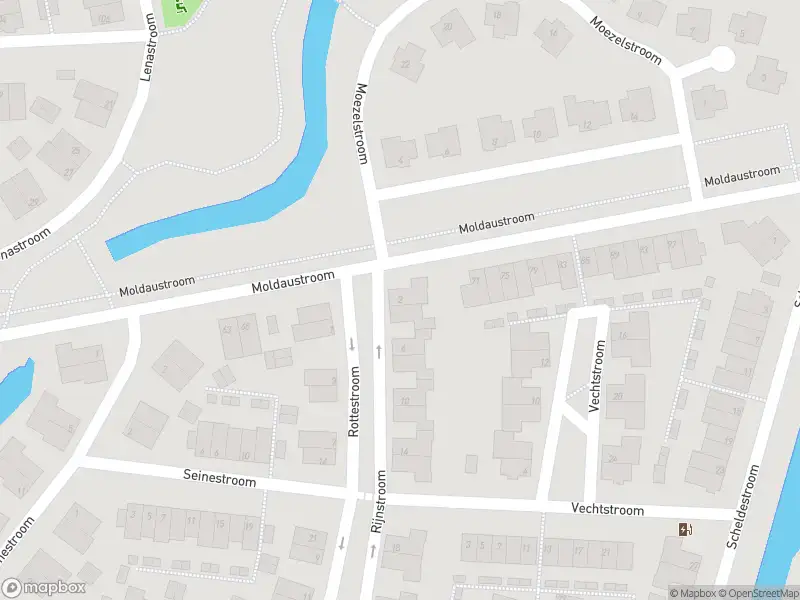 Ambulance met grote spoed naar de Rijnstroom in Zoetermeer