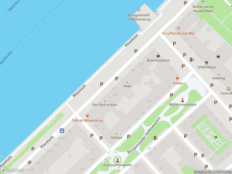 Ambulance naar de Maaskade in Rotterdam