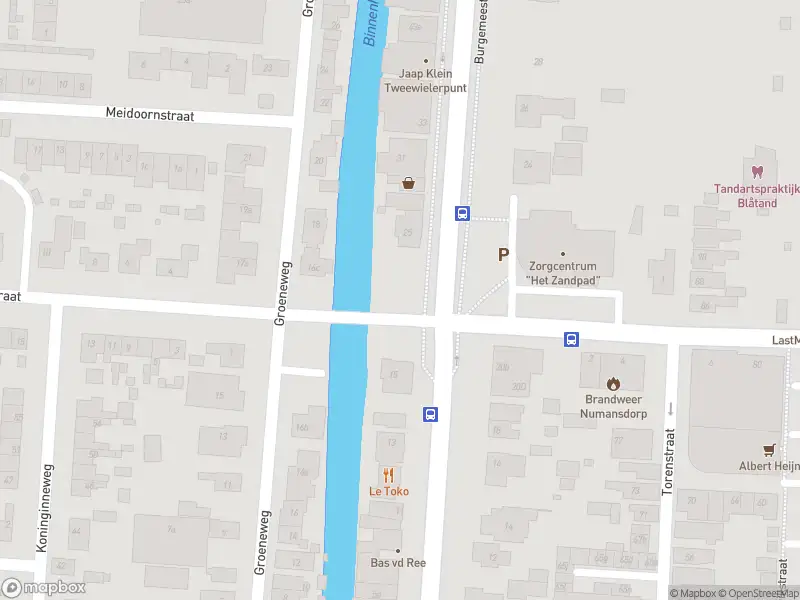 Ambulance met gepaste spoed naar de Burgemeester de Zeeuwstraat in Numansdorp