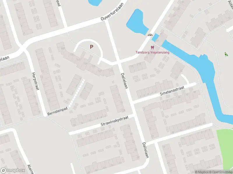 Ambulance met gepaste spoed naar de Dallelaan in Spijkenisse