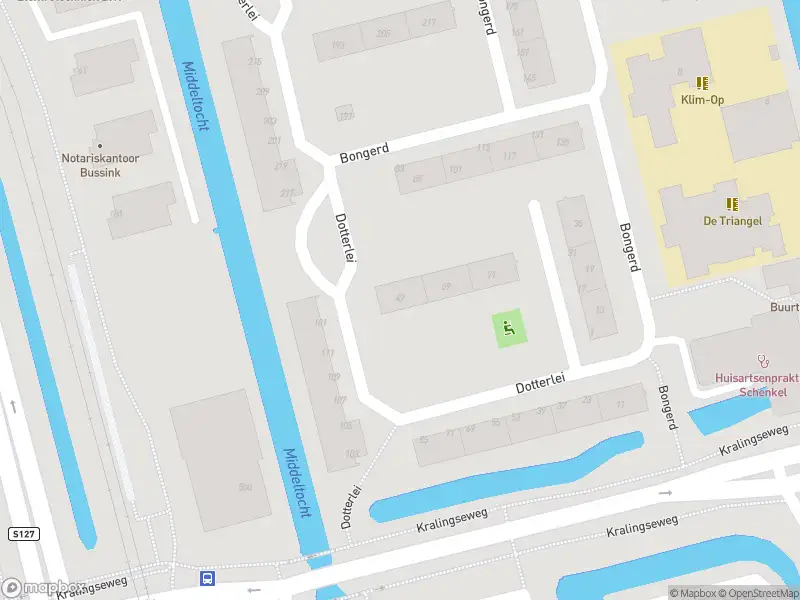 Ambulance met grote spoed naar de Bongerd in Capelle aan den IJssel