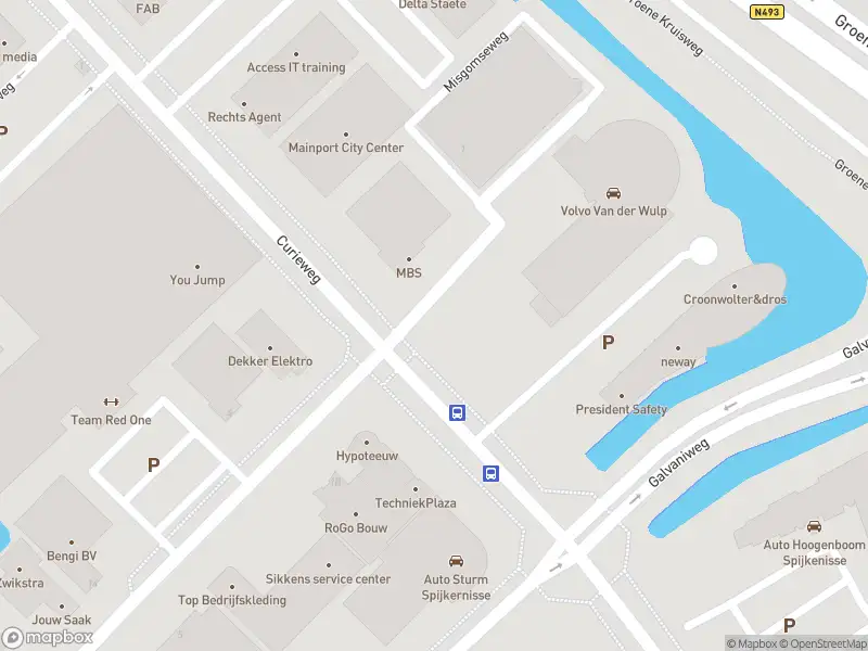 Ambulance met grote spoed naar de Curieweg in Spijkenisse