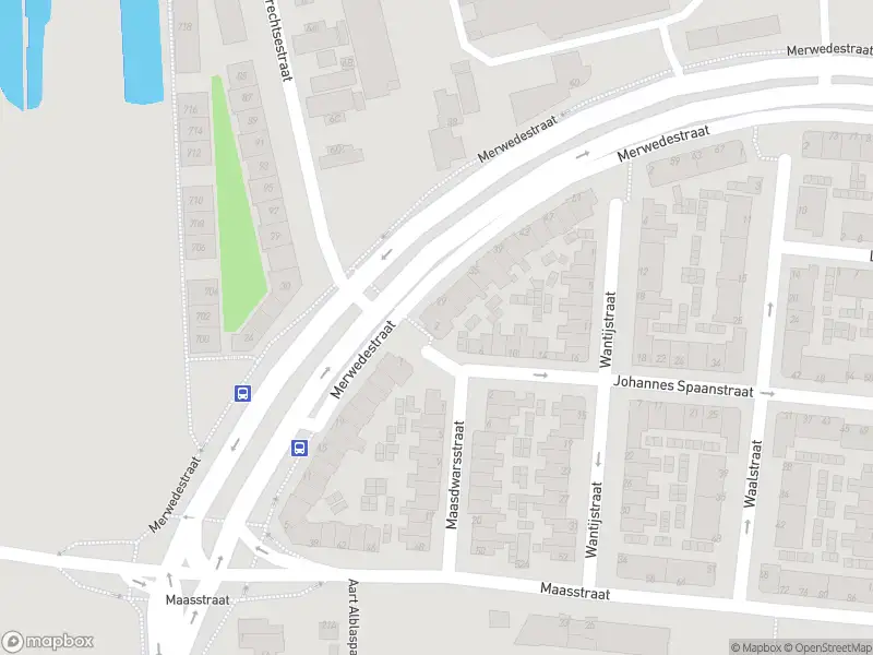 Ambulance met gepaste spoed naar de Johannes Spaanstraat in Dordrecht