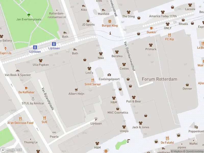 Ambulance met grote spoed naar de Lijnbaan in Rotterdam