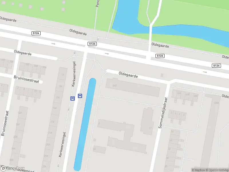 Ambulance met gepaste spoed naar de Oldegaarde in Rotterdam