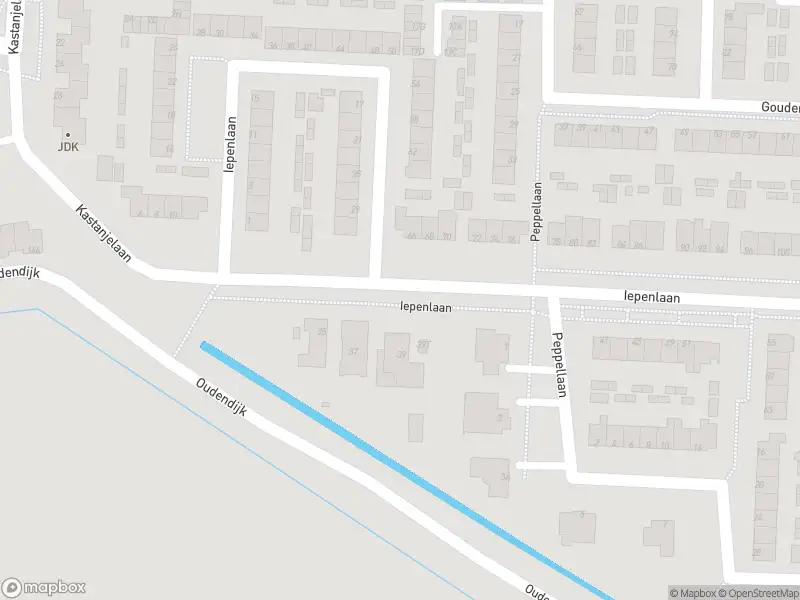 Ambulance met grote spoed naar de Iepenlaan in Dordrecht